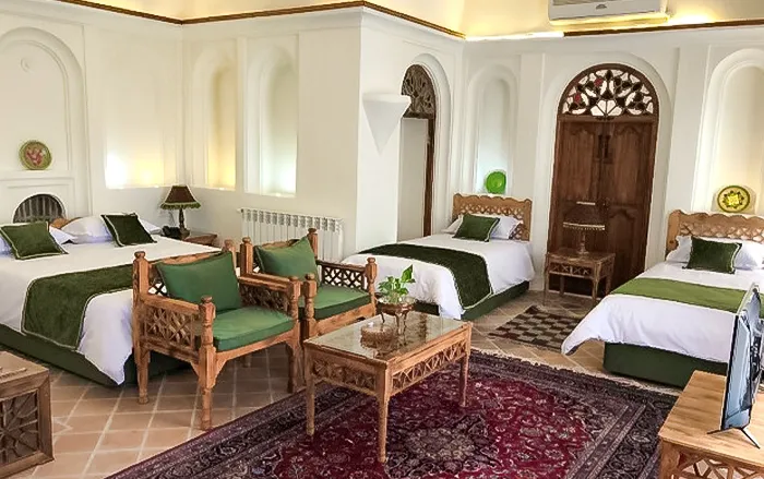 عکس اقامتگاه سنتی درجه یک ارغوان قزوین