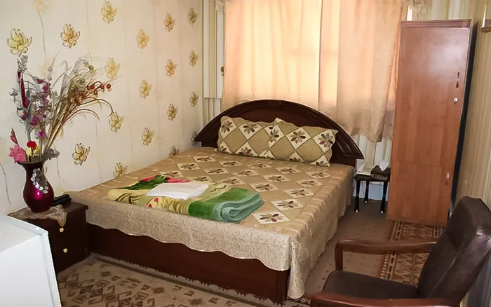 عکس هتل دوستی سرخس