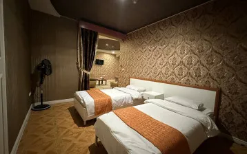 عکس هتل رضوان خلیج فارس سرعین