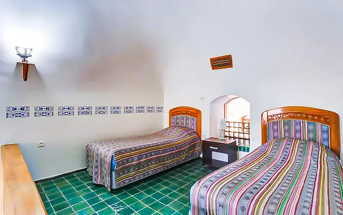 عکس مهمانسرا جهانگردی نائین