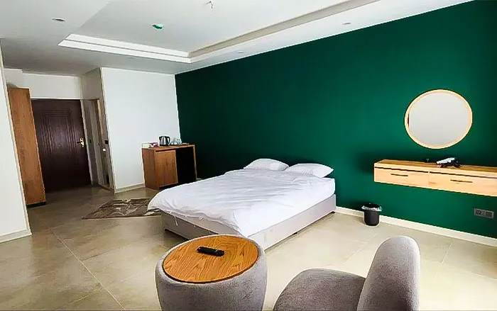 عکس هتل ساحلی دینا تنکابن