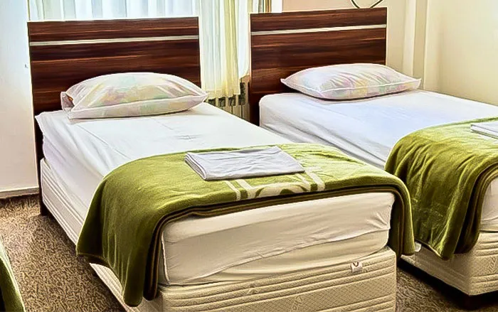عکس هتل آپارتمان صدرا تنکابن