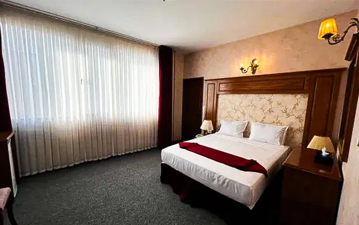 عکس هتل بارش مشهد