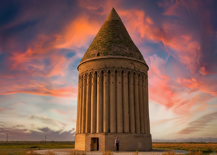 برج رادکان؛ میراث کهن خراسان