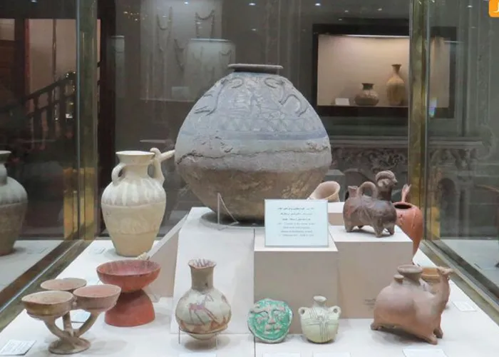 موزه آبگینه و هنرهای اسلامی (در مجموعه آستان قدس) مشهد