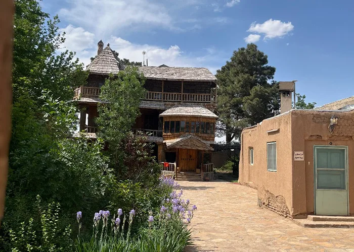 دهکده چوبین