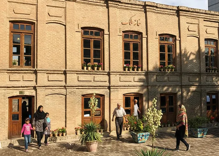  خانه تاریخی ملک