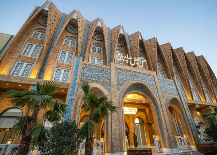 رزرو هتل سه ستاره اصفهان - هتل چهار باغ