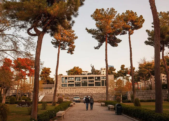  آرامگاه و باغ موزه نادری