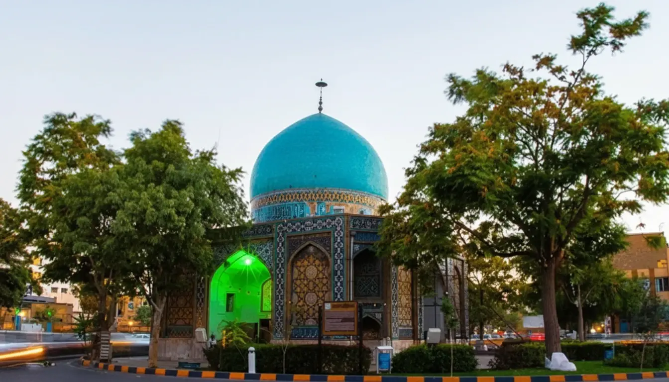 گنبد سبز مشهد