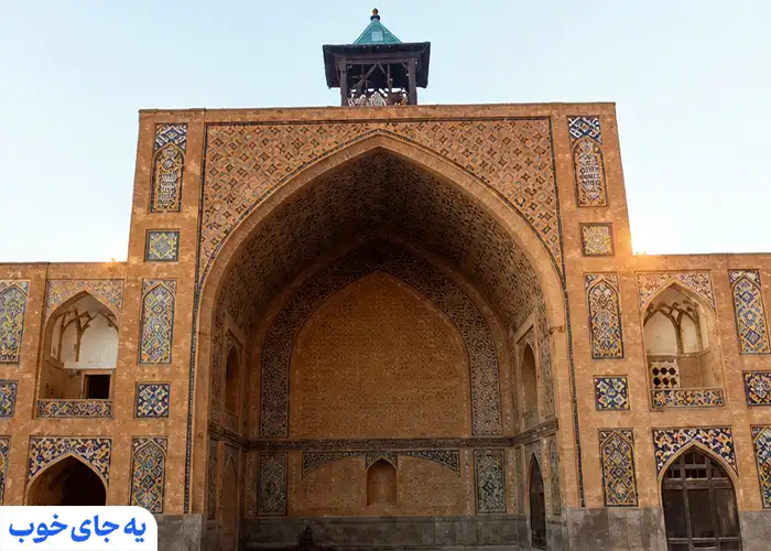 دسترسی از میدان نقش جهان به مسجد حکیم اصفهان دسترسی از میدان نقش جهان به مسجد حکیم اصفهان