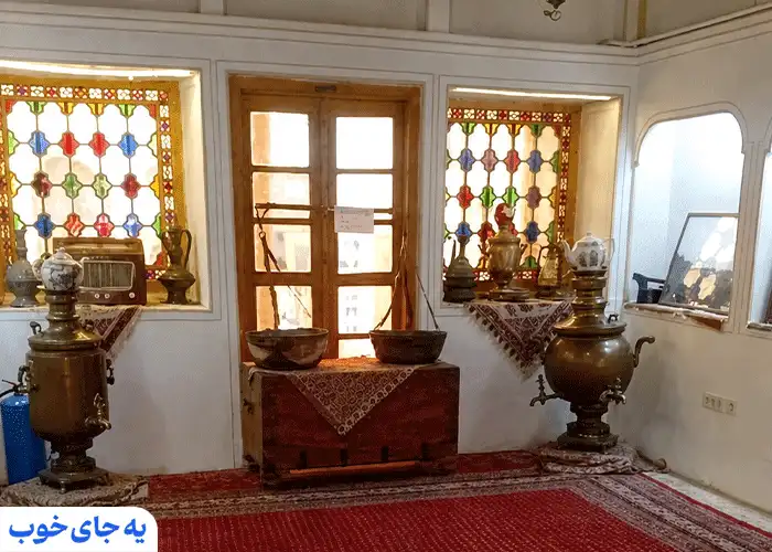 آدرس عمارت انگورستان ملک التجار آدرس عمارت انگورستان ملک التجار