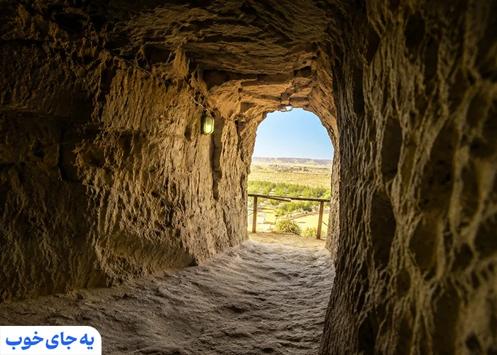امکانات غار خربس