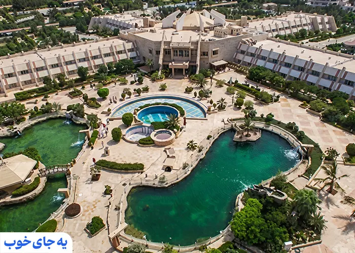 اقامت در نزدیکی ساحل مرجان