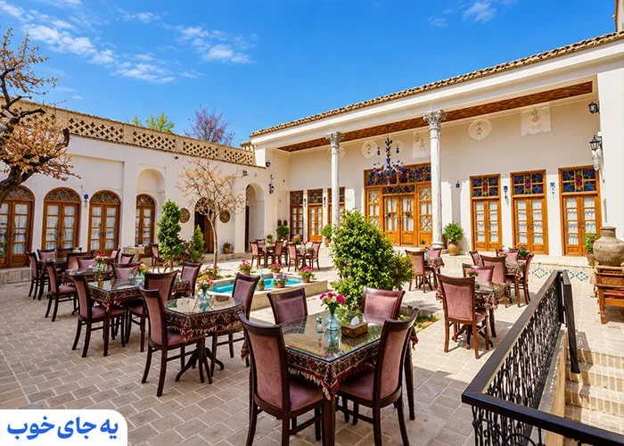 اقامتگاه سنتی هزار و یک شب چهارباغ اصفهان