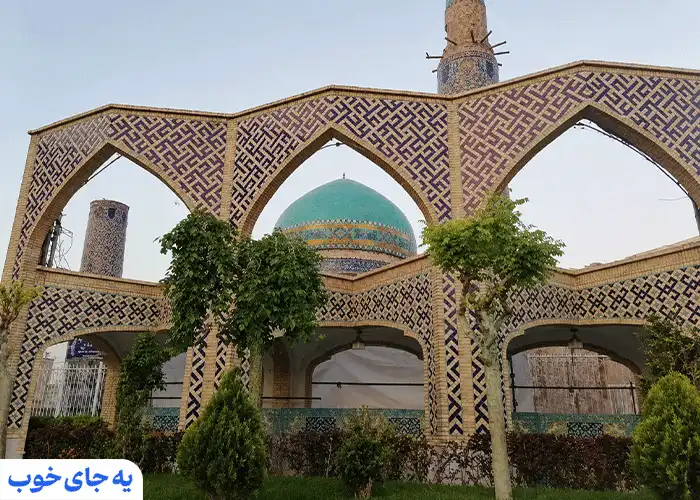 قسمت های مختلف هفتاد و دو تن مشهد