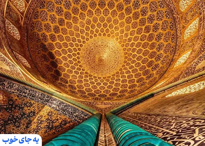 کنده‌کاری‌ها و حجاری‌های فضای داخلی میدان نقش جهان اصفهان