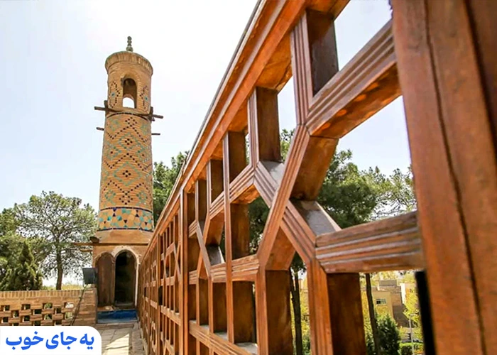 محیط درونی منارجنبان اصفهان محیط درونی منارجنبان اصفهان