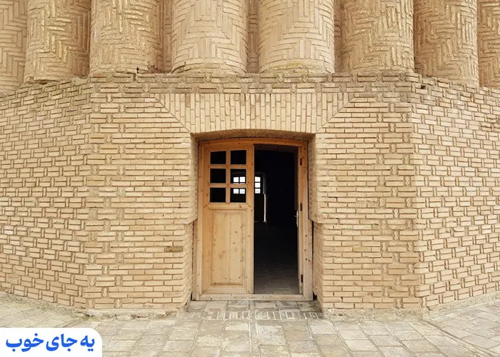 ورودی برج رادکان
