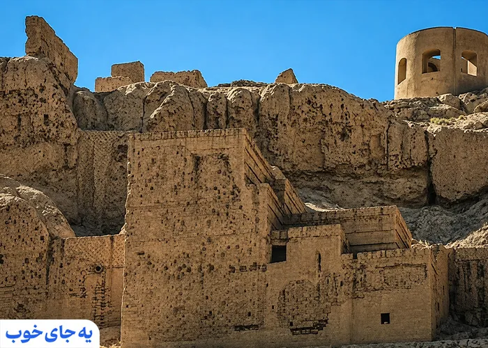 نمای دیواره های اتشگاه اصفهان
