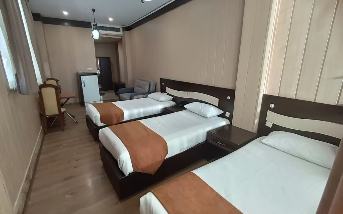 هتل تهران درسا تهران - اتاق 3 تخته (3 تخت سینگل)