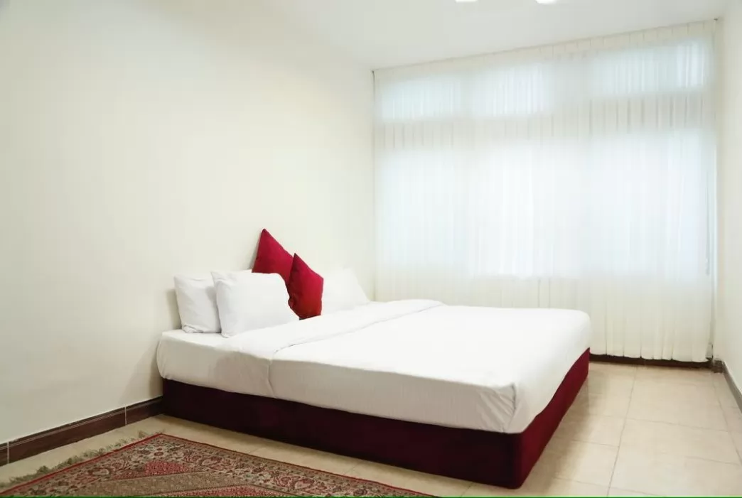 خانه مسافر پرشین پلازا مطهری تهران - اتاق 2 تخته (1 تخت 2 نفره)