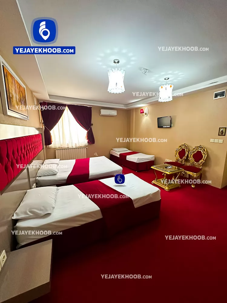 هتل ستاره شرق مشهد - اتاق 4 تخته (1 تخت 2 نفره و 2 تخت 1 نفره )
