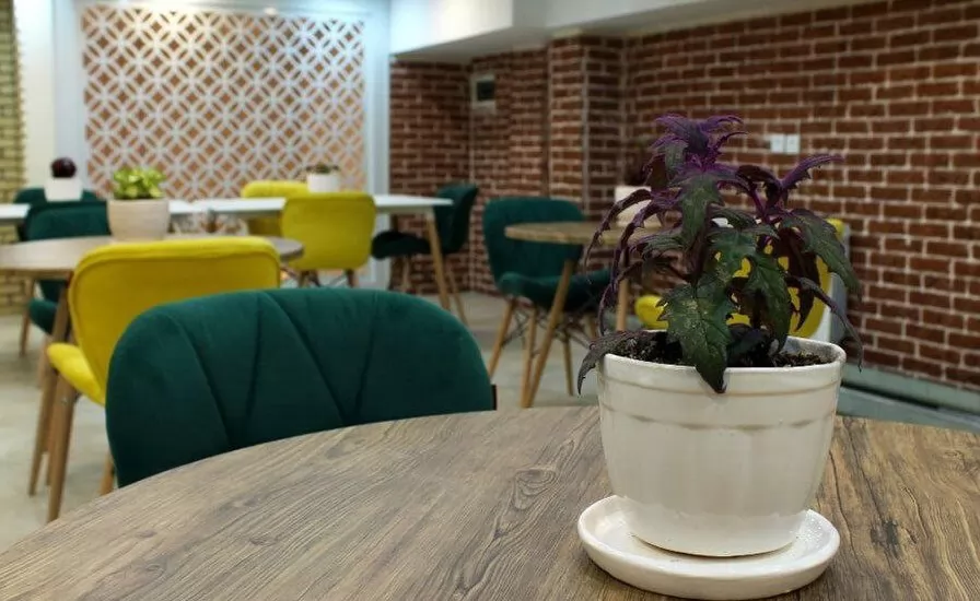 مهمانپذیر آرام تهران - 