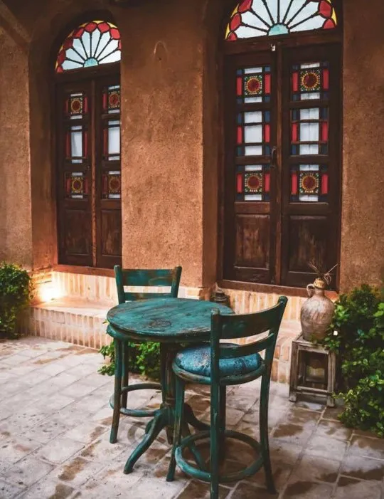 اقامتگاه بومگردی هشت یزد - نمای محوطه