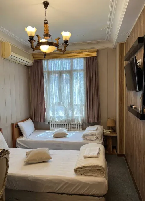 هتل پاسارگاد قم - اتاق 2 تخته (2تخت 1نفره)