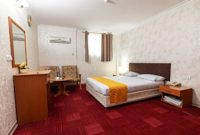 هتل آپارتمان صفا قم - اتاق 2 تخته (1تخت 2نفره)