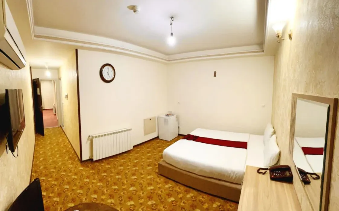 هتل ایرانا قم - اتاق 2 تخته (1 تخت 2 نفره)