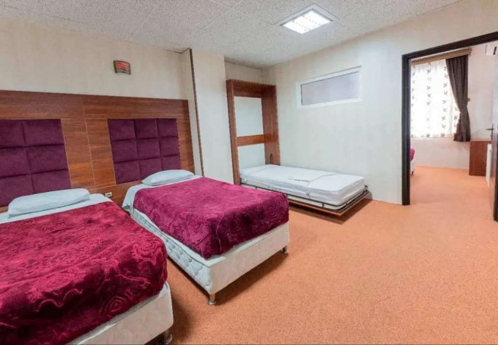 هتل ذوی القربی قم - اتاق 2 تخته (2 تخت 1 نفره)