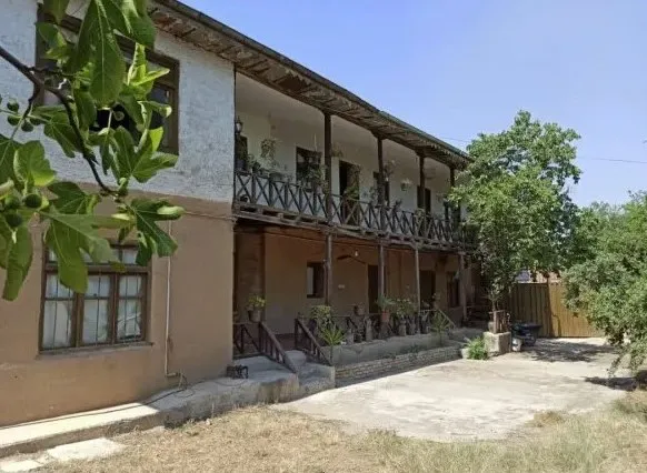 اقامتگاه بومگردی چشمه سعدی گرگان - نمای محوطه