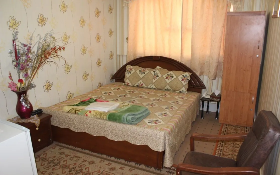 هتل دوستی سرخس - اتاق 2 تخته (1 تخت 2 نفره)