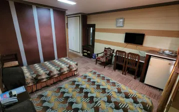 هتل قدس بندر عباس - اتاق 3 تخته (1 تخت 2 نفره و 1 تخت 1 نفره)