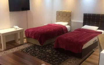 هتل آپارتمان گیلبرتون جلفا - اتاق 2 تخته (2 تخت 1 نفره)