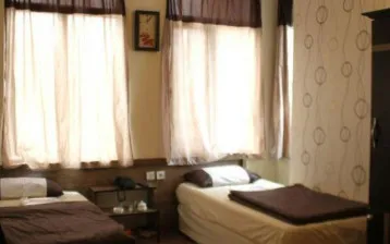 مهمانسرای ایده ال اردبیل - اتاق 2 تخته (2 تخت 1 نفره)