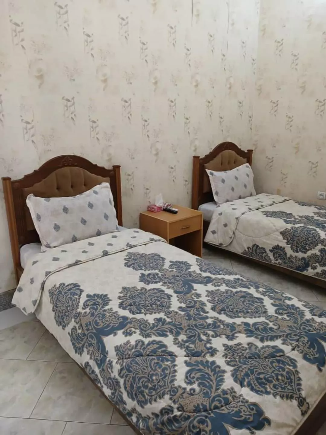 هتل قصر زنجان - اتاق 2 تخته (2 تخت 1 نفره)