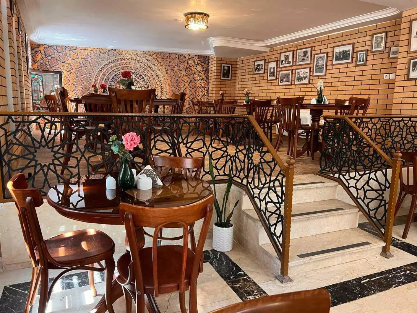 هتل بوتیک ایده آل اردبیل - رستوران