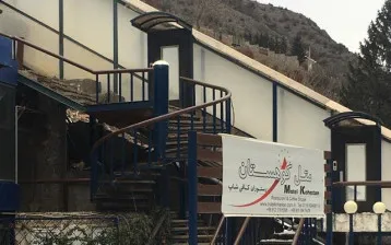 متل کوهستان کلاردشت - نمای بیرونی 