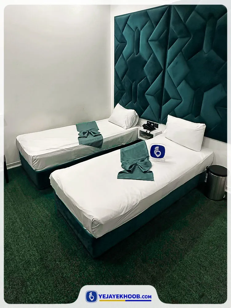 هتل دربار مشهد - اتاق 2 تخته (2 تخت 1 نفره)