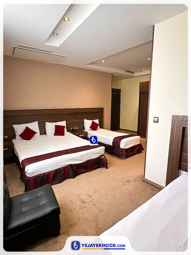 هتل هانی پارس مشهد - اتاق 3 تخته (1 تخت 2 نفره و 1 تخت 1 نفره)