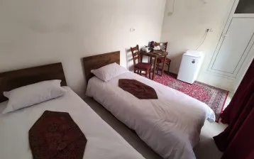 اقامتگاه سنتی عمارت پدری شوشتر - اتاق 2 تخته (2 تخت 1 نفره)