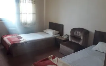 هتل ارم پاوه - اتاق 2 تخته (2 تخت 1 نفره)