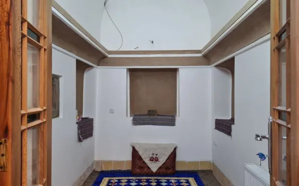 اقامتگاه بومگردی استاد حسین اردکانی اردکان - نمای اتاق 