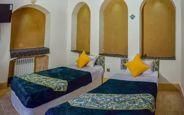 اقامتگاه سنتی باغ خوشنویس مهریز - اتاق 2 تخته (2 تخت 1 نفره)