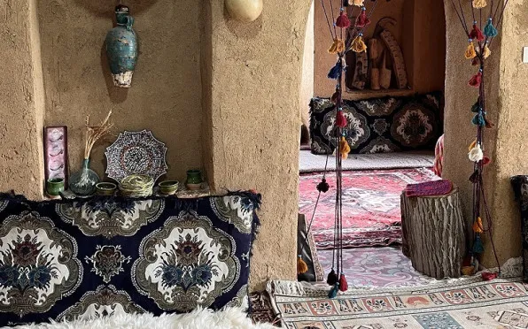 اقامتگاه بومگردی علی کدخدا تفت - نمای اتاق 