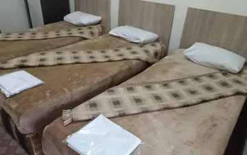 هتل جهانگرد خوانسار - اتاق 3 تخته (3 تخت 1 نفره)