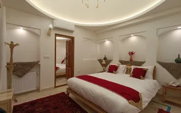 اقامتگاه سنتی عمارت شمسه آران و بیدگل - نمای اتاق 